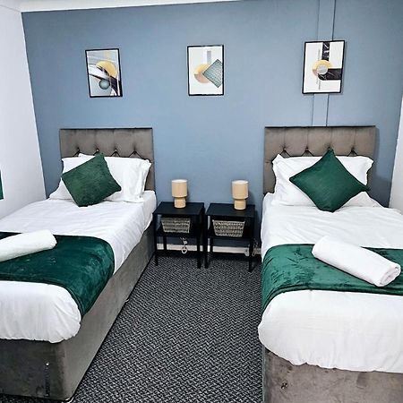 Lushstay Telford - Families, Contractors & Group Of Friends, Long Term Stay Εξωτερικό φωτογραφία