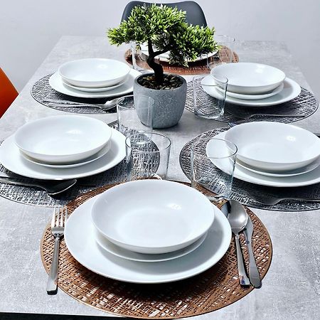 Lushstay Telford - Families, Contractors & Group Of Friends, Long Term Stay Εξωτερικό φωτογραφία